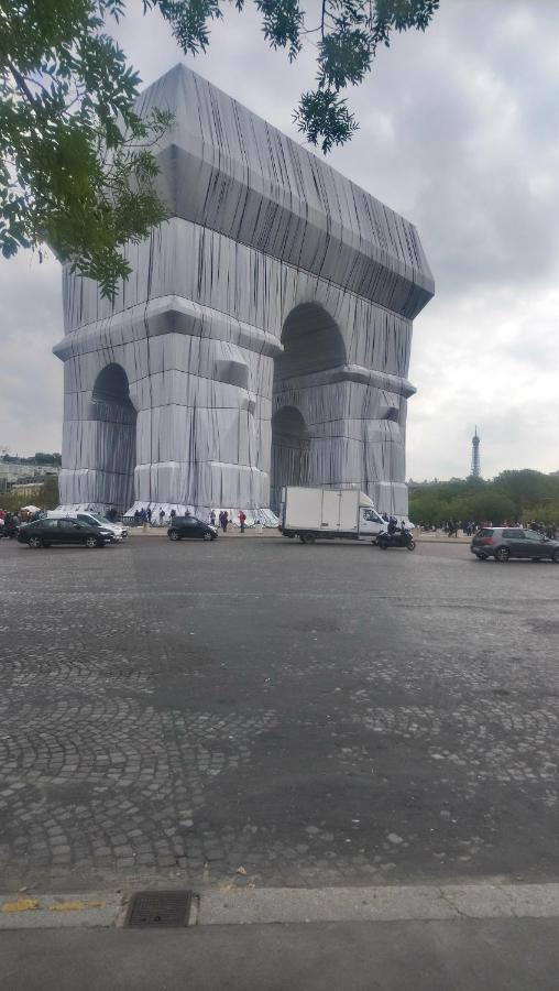 Toureifelchampselysee París Exterior foto